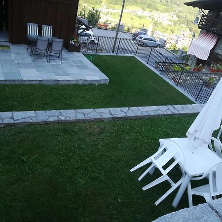 Appartamento Con Vista Chez Mary Roisan Екстериор снимка